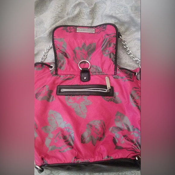 Black And Pink Betsey Johnson - Picture 1 of 3